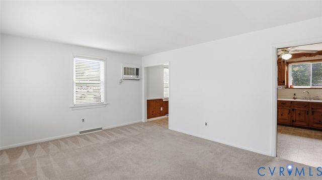 7959 Kenmore Dr, Mechanicsville, VA 23111