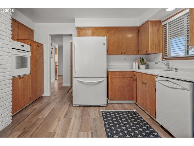 2812 B St, Forest Grove, OR 97116