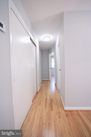 7005 BEACHMONT DR, Sykesville, MD 21784