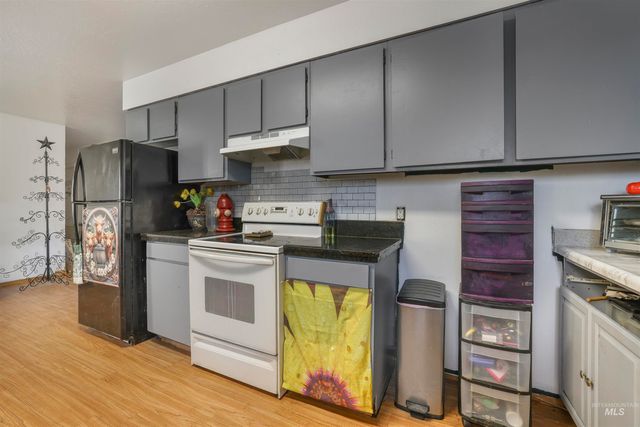 414 Heyburn Ave, Twin Falls, ID 83301