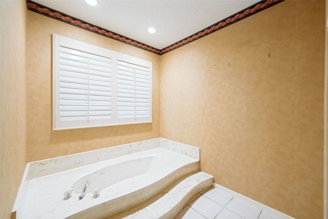 804 Firewheel Trail, Fort Worth, TX 76112