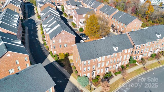 2305 Silver Crescent Drive, Charlotte, NC 28273