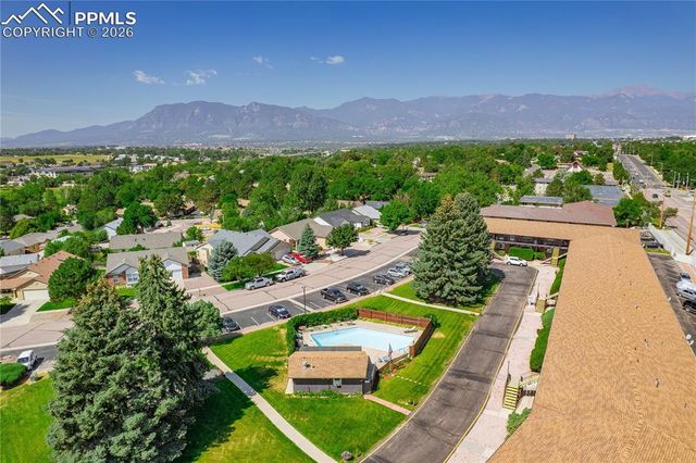 434 Valley Hi Circle B6, Colorado Springs, CO 80910