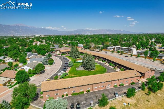 434 Valley Hi Circle B6, Colorado Springs, CO 80910