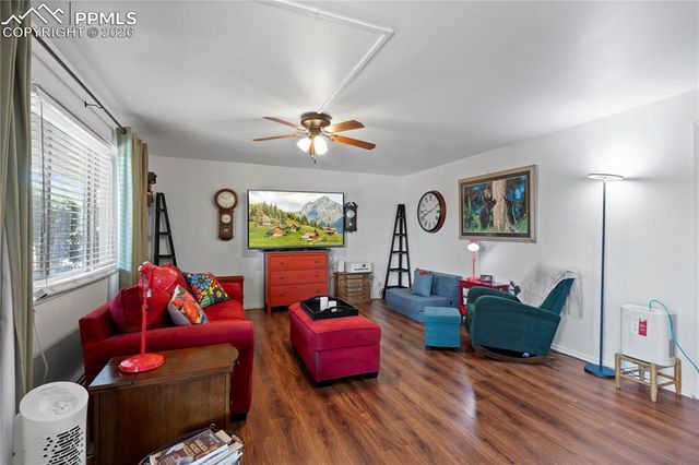 434 Valley Hi Circle B6, Colorado Springs, CO 80910