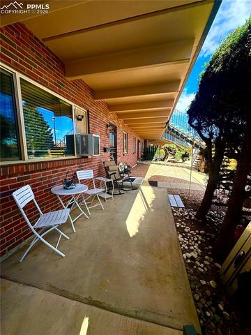 434 Valley Hi Circle B6, Colorado Springs, CO 80910