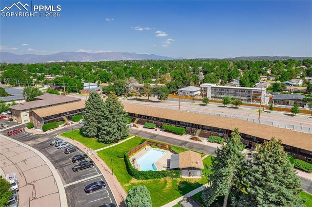 434 Valley Hi Circle B6, Colorado Springs, CO 80910