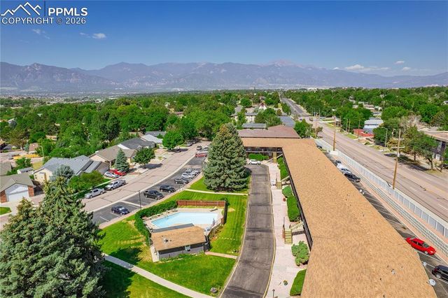 434 Valley Hi Circle B6, Colorado Springs, CO 80910