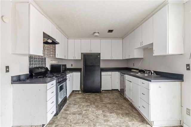 6405 Kensington Court, Austell, GA 30106