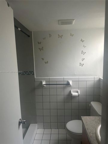 11905 NE 2nd Ave C103, North Miami, FL 33161