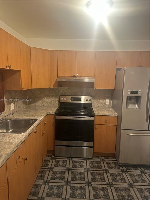 11905 NE 2nd Ave C103, North Miami, FL 33161