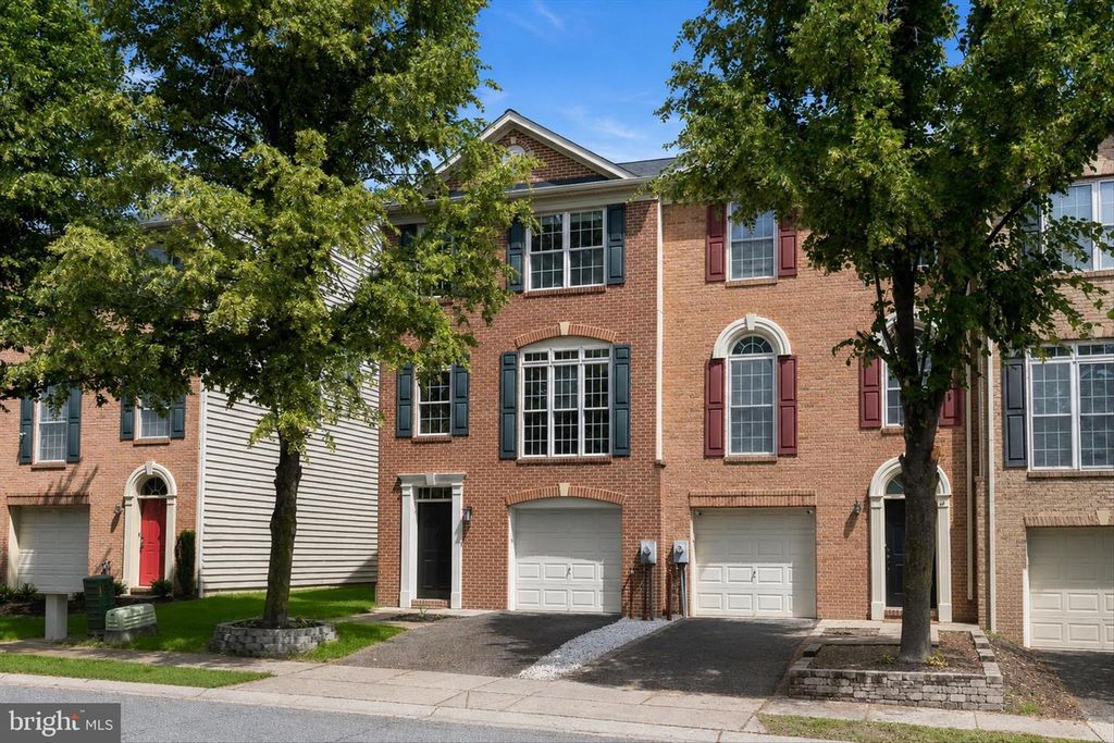 8876 MONTJOY PL, Ellicott City, MD 21043