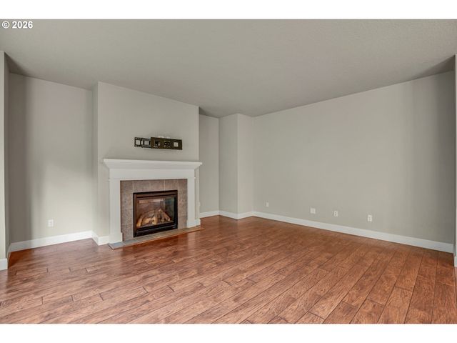 10767 Se TURNBERRY Loop, Happy Valley, OR 97086