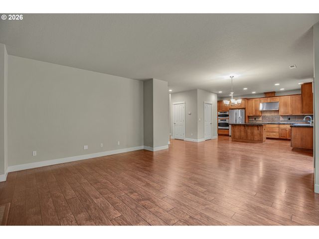10767 Se TURNBERRY Loop, Happy Valley, OR 97086