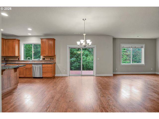10767 Se TURNBERRY Loop, Happy Valley, OR 97086