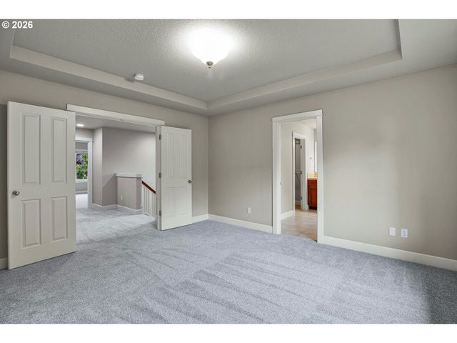 10767 Se TURNBERRY Loop, Happy Valley, OR 97086