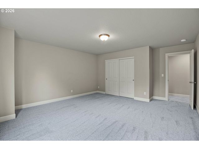 10767 Se TURNBERRY Loop, Happy Valley, OR 97086