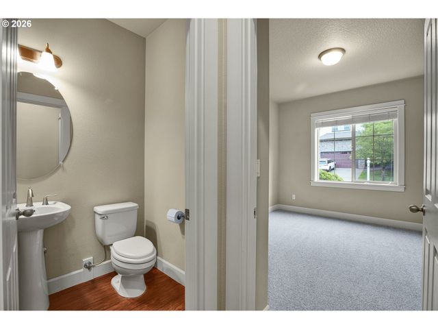 10767 Se TURNBERRY Loop, Happy Valley, OR 97086