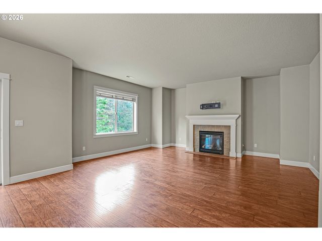 10767 Se TURNBERRY Loop, Happy Valley, OR 97086
