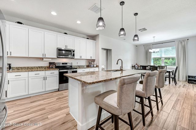743 Taluga Avenue SE, Palm Bay, FL 32909