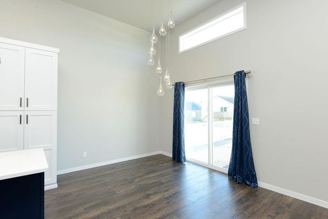 7421 18th Street S, Fargo, ND 58104