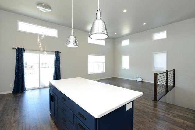 7421 18th Street S, Fargo, ND 58104