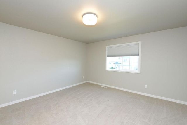 7421 18th Street S, Fargo, ND 58104