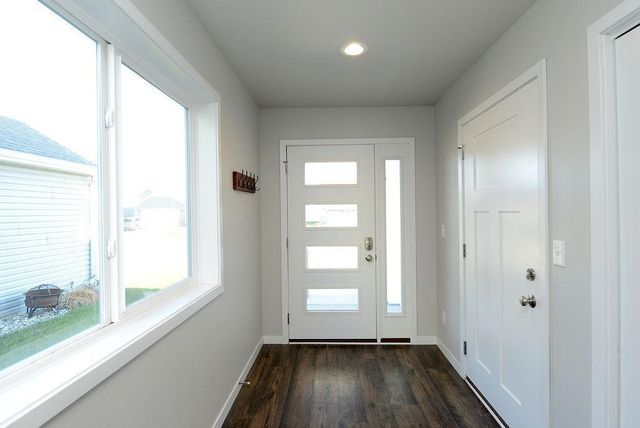 7421 18th Street S, Fargo, ND 58104