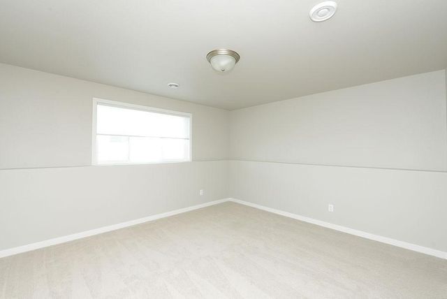 7421 18th Street S, Fargo, ND 58104