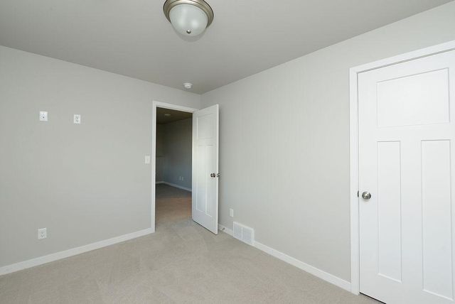 7421 18th Street S, Fargo, ND 58104