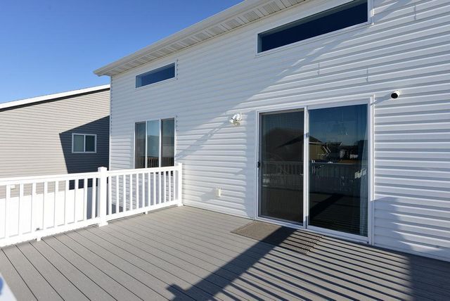 7421 18th Street S, Fargo, ND 58104