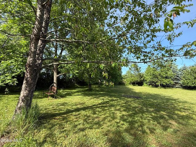 431 Melrose Valley Falls Road, Schaghticoke, NY 12121