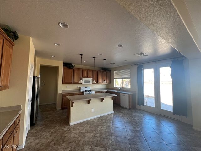 6824 Mystic Plain Court, Las Vegas, NV 89149