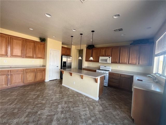 6824 Mystic Plain Court, Las Vegas, NV 89149