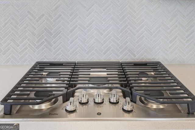 8740 Stratford Oaks Avenue, Ball Ground, GA 30107