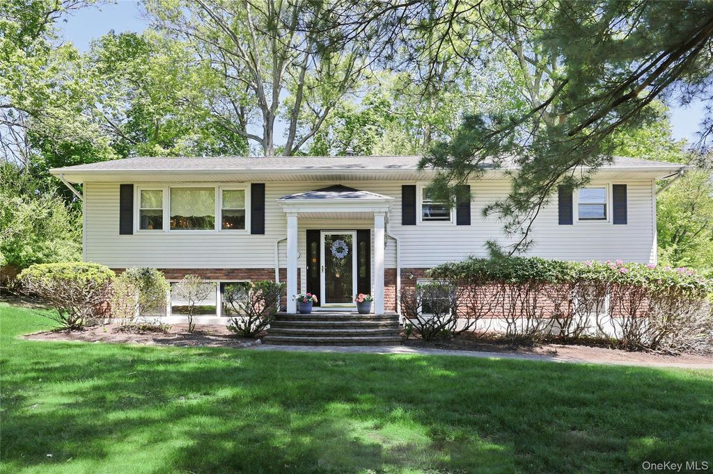 164 Phillips Hill Road, New City, NY 10956