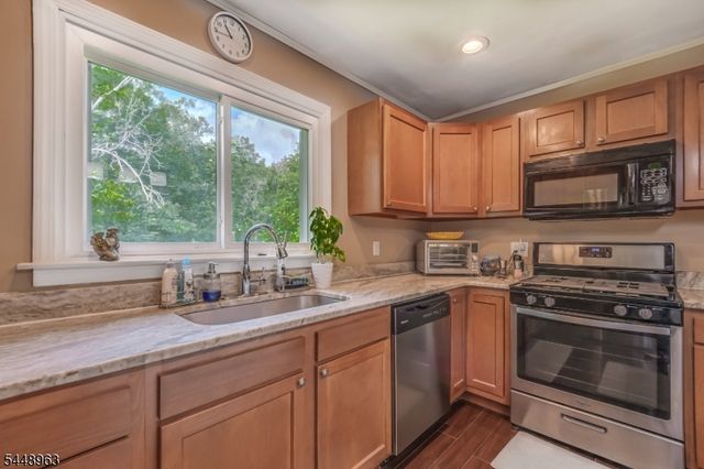 427 Mount Hermon Rd, Hope Twp., NJ 07825