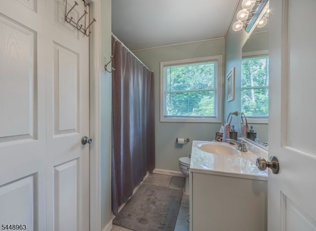 427 Mount Hermon Rd, Hope Twp., NJ 07825