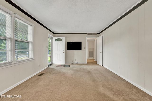 3106 NE Julian Drive, Cleveland, TN 37312