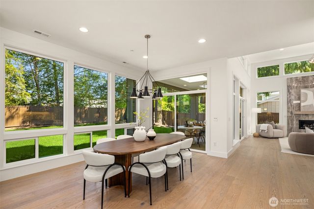 13418 NE 100th Street, Kirkland, WA 98033