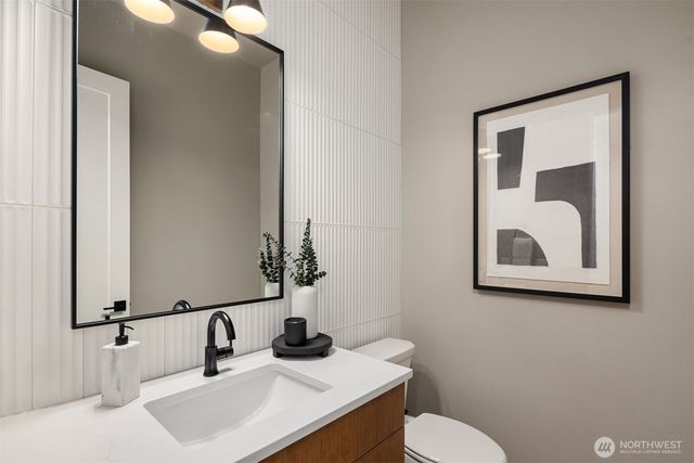 13418 NE 100th Street, Kirkland, WA 98033