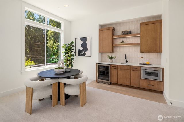 13418 NE 100th Street, Kirkland, WA 98033