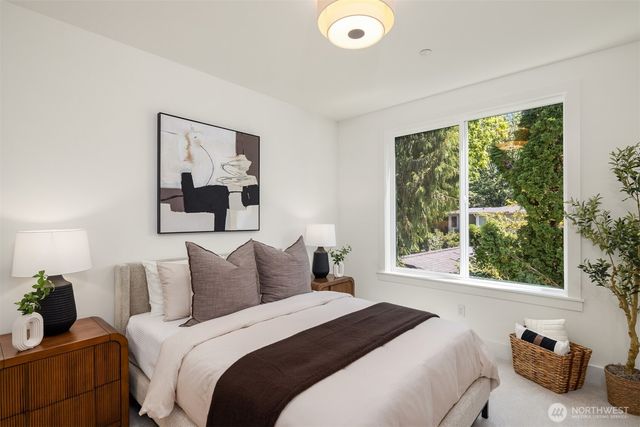 13418 NE 100th Street, Kirkland, WA 98033
