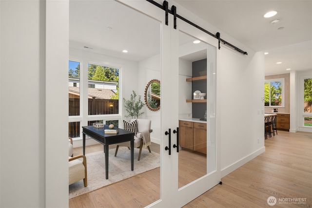 13418 NE 100th Street, Kirkland, WA 98033