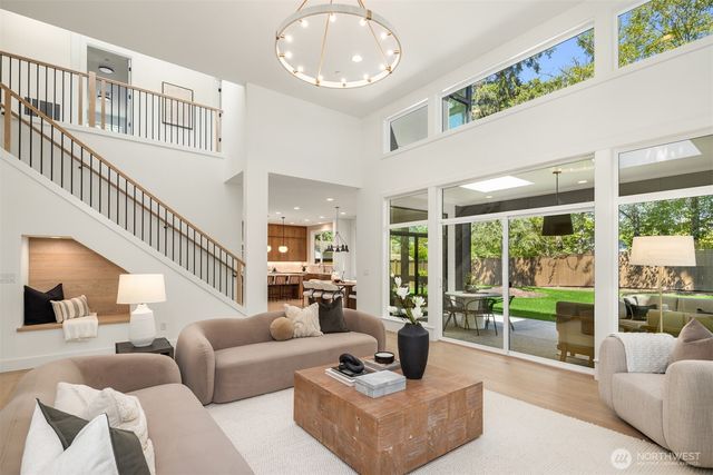 13418 NE 100th Street, Kirkland, WA 98033