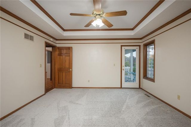 1105 SW 8th Terrace, Lee's Summit, MO 64081