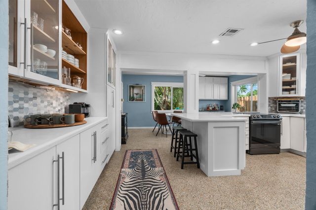 60 NW 47th Street, Oakland Park, FL 33309