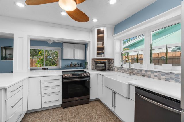 60 NW 47th Street, Oakland Park, FL 33309