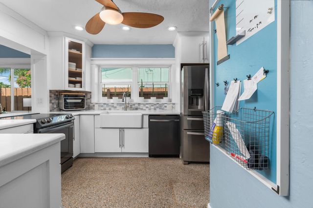 60 NW 47th Street, Oakland Park, FL 33309