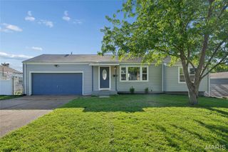 8504 Valdes Drive, Affton, MO 63123